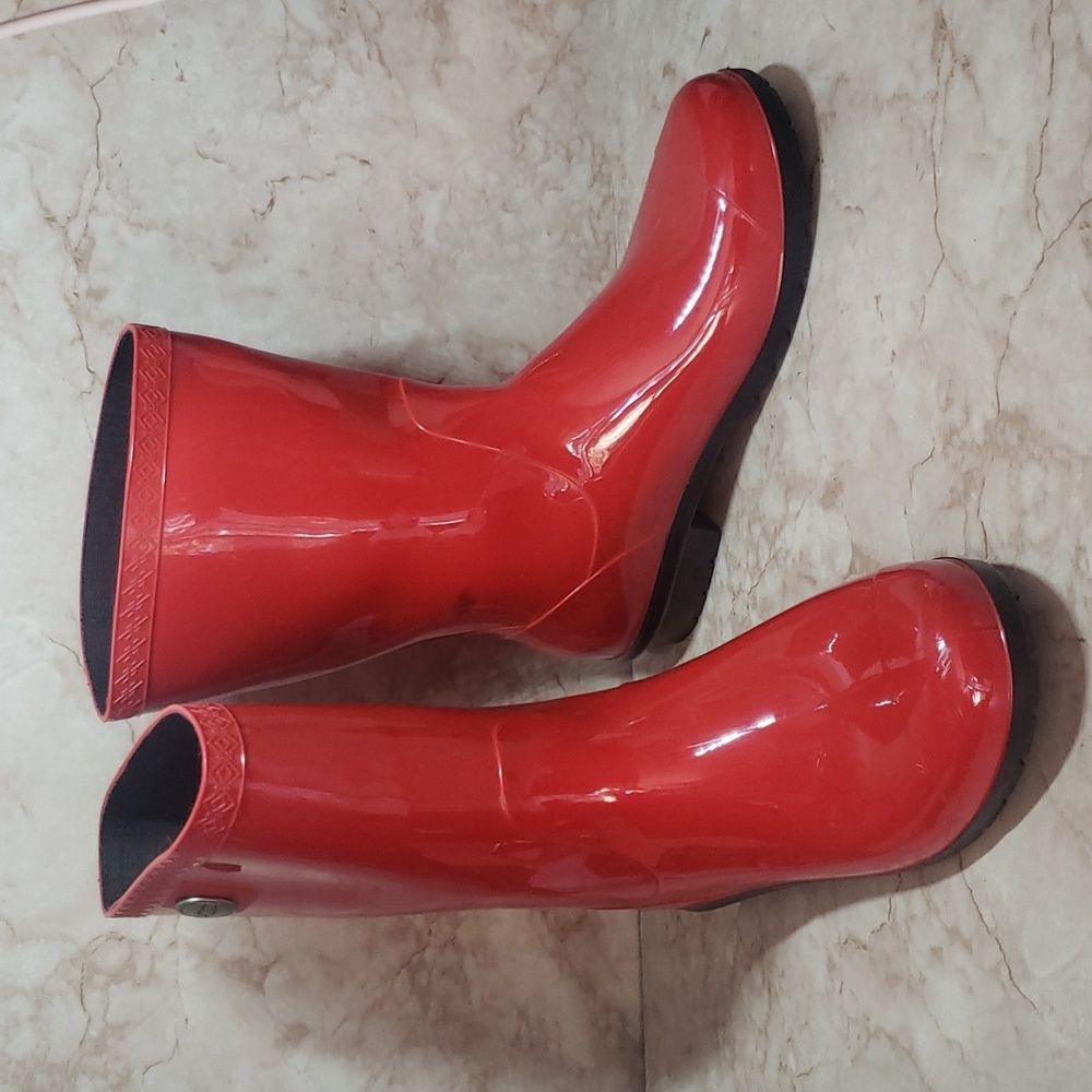 UGG Women's Gloss Red Rain Boots